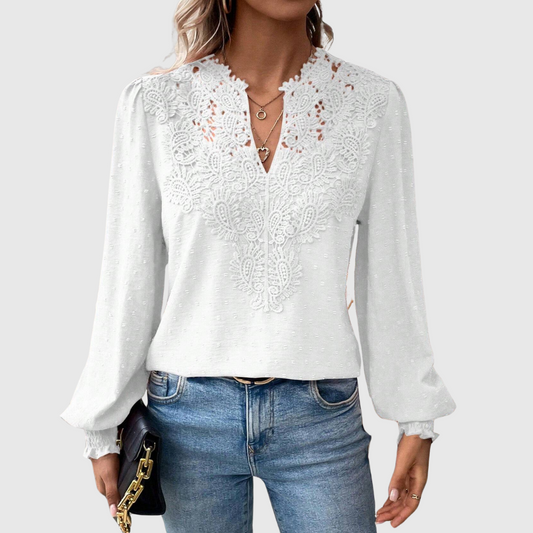 Elisabeth | Tijdloze kanten blouse met elegante details