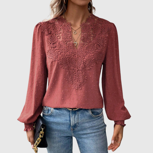 Elisabeth | Tijdloze kanten blouse met elegante details