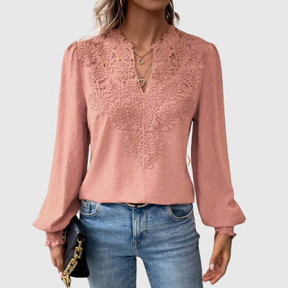 Elisabeth | Tijdloze kanten blouse met elegante details