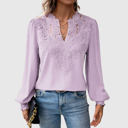 Elisabeth | Tijdloze kanten blouse met elegante details